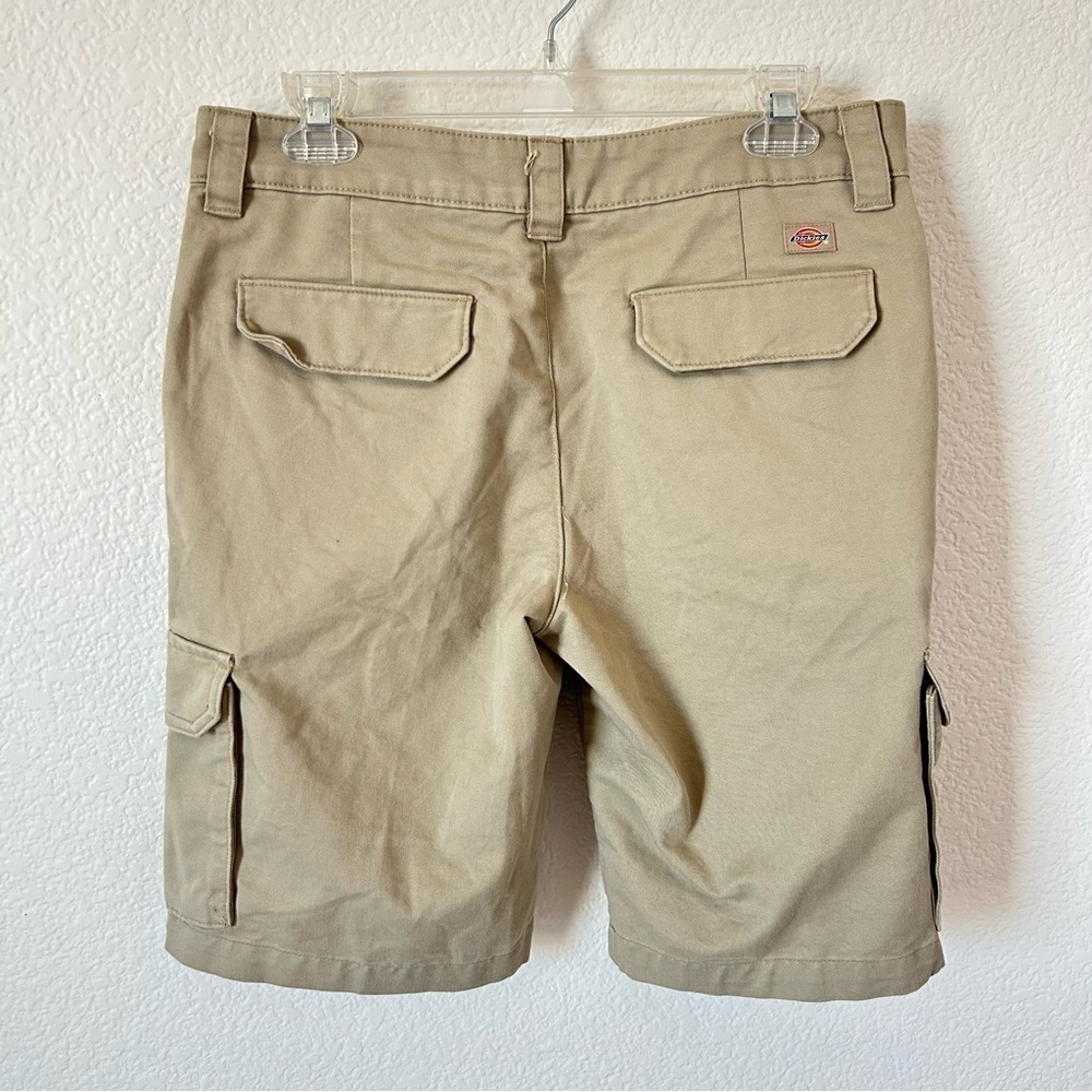 Dickies Khaki Cargo, Utility, Work, Outdoor, Women’s Size 6 Relaxed Shorts - Picture 2 of 12